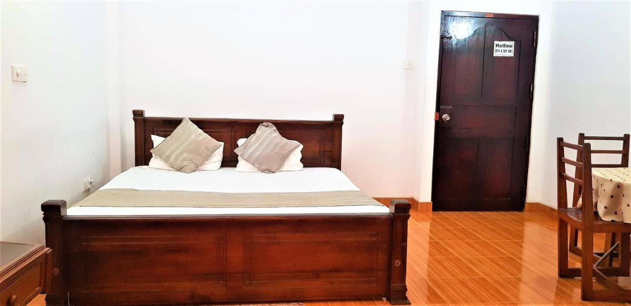 Hotel Green Court Homagama Exterior foto